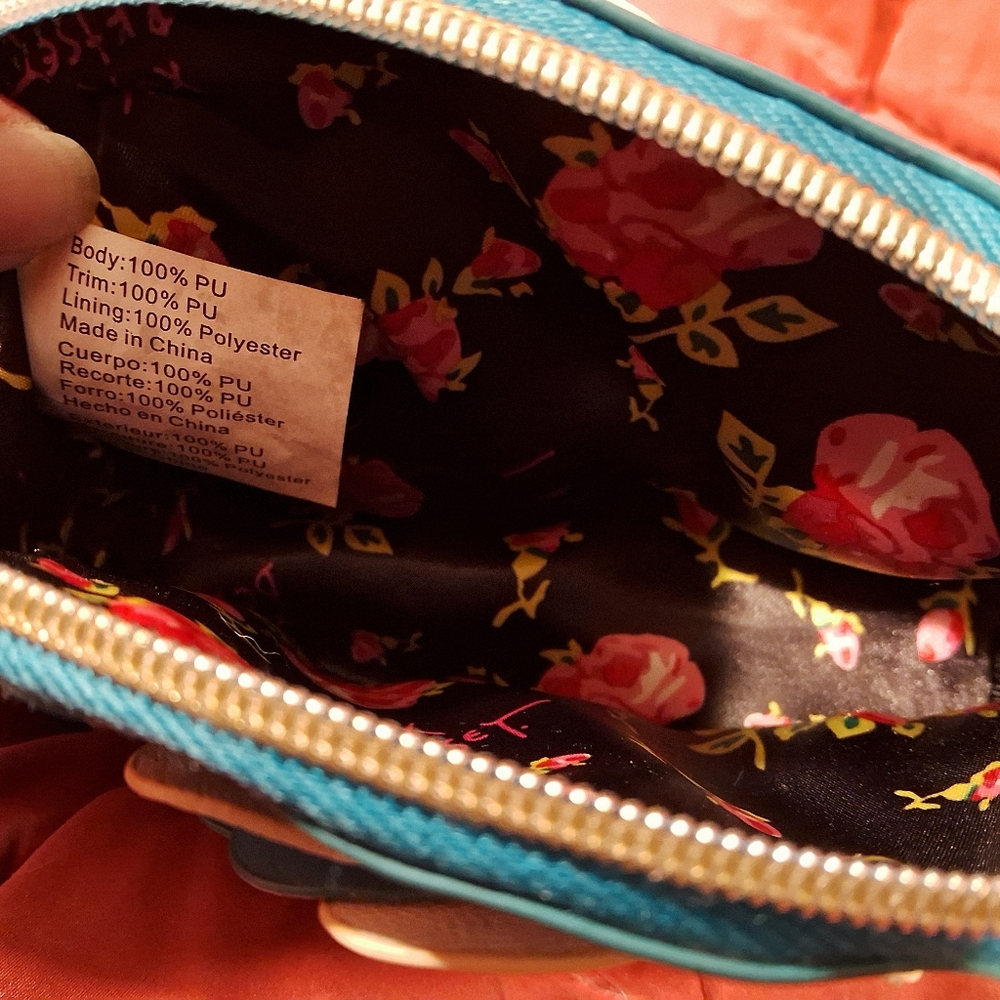 Betsey Johnson Blue Fish Clutch - Picture 6 of 6
